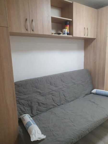 Berceni, Piata Sudului, Resita