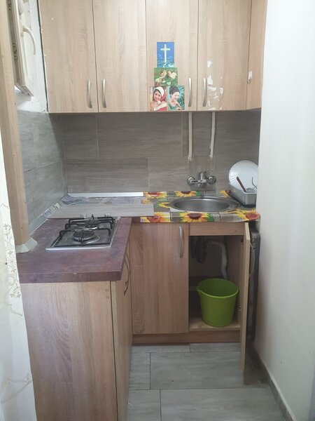 Berceni, Piata Sudului, Resita