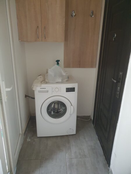 Berceni, Piata Sudului, Resita