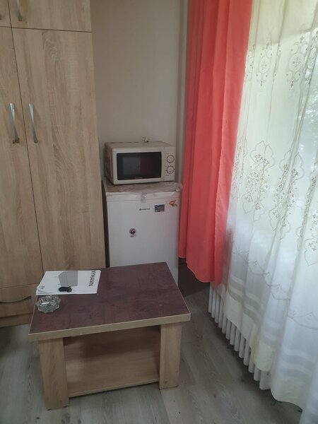 Berceni, Piata Sudului, Resita